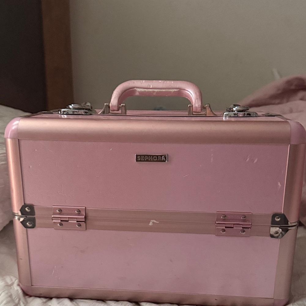 Sephora Metallic Pink Beauty Case